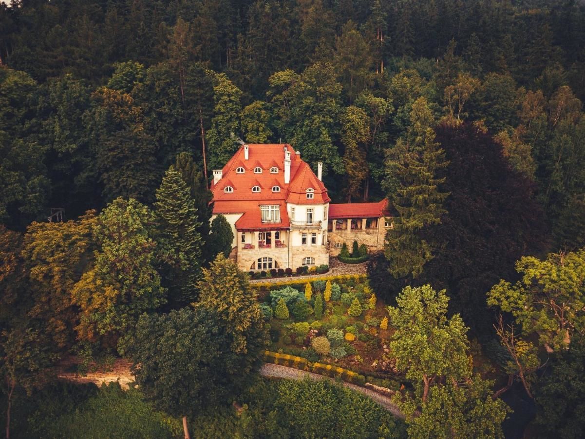 Курортные отели ProHarmonia Rezydencja Wellness Лёндек-Здруй-4